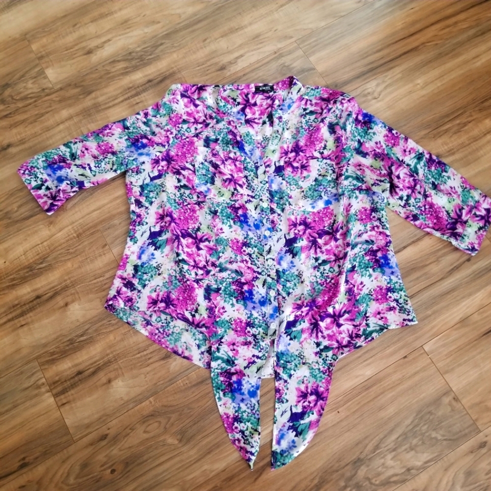 Women's blouse size 1X